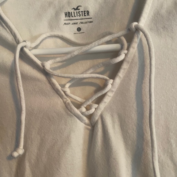 V-Neck Lace Up Top - Picture 2 of 2